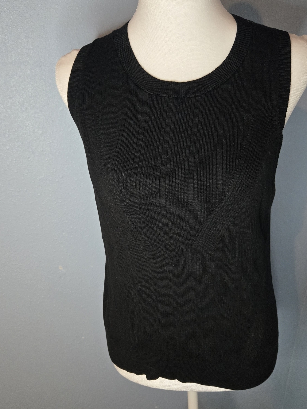 Banana Republic Black Ribbed Crewneck Tank Top